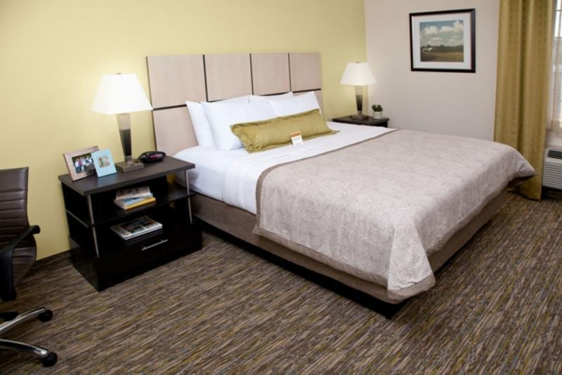 Candlewood Suites - Wichita East By Ihg Экстерьер фото