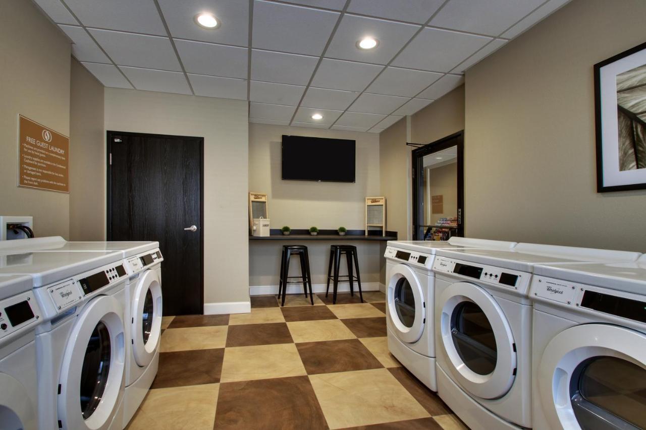 Candlewood Suites - Wichita East By Ihg Экстерьер фото