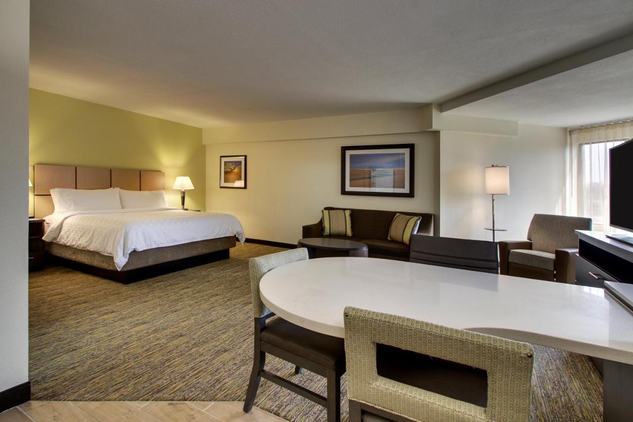 Candlewood Suites - Wichita East By Ihg Экстерьер фото
